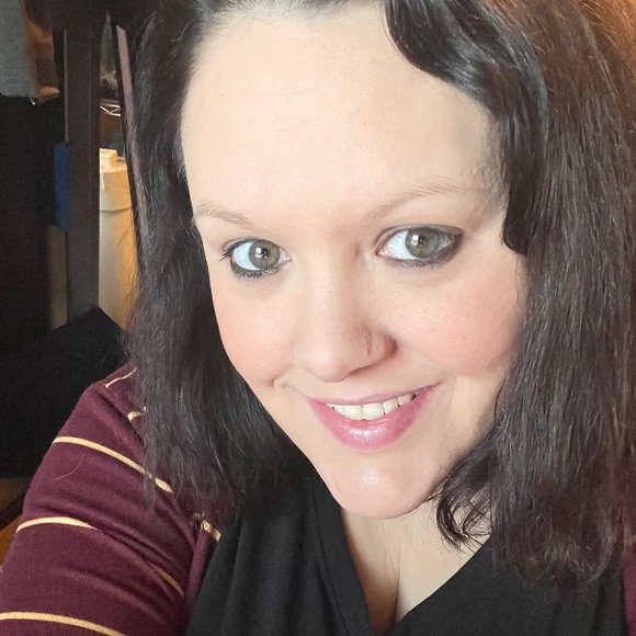 Meet your Posher, Samantha - Picture 1 of 1